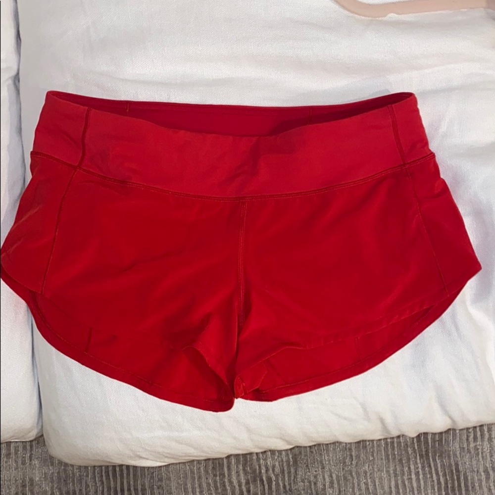Lululemon SpeedUp Shorts 2.5”